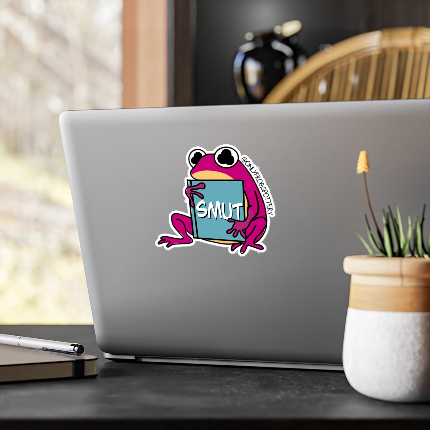 Frog Vinyl Decal Sticker – SMUT